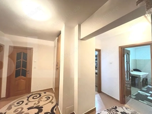 Apartament 3 camere – Zonă centrală | Parcare concesionată | Boxă la subsol