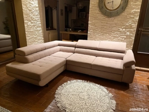 Vând canapea extensibilă, culoare somon