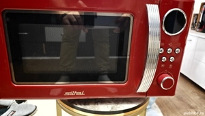 Cuptor cu microunde Siltal, 700 W, Meniu Auto, Dezghetare, Timer, Rosu