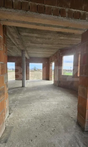 Casă de vânzare 400mp– Halmeu | teren generos de 27 arii - imagine 4