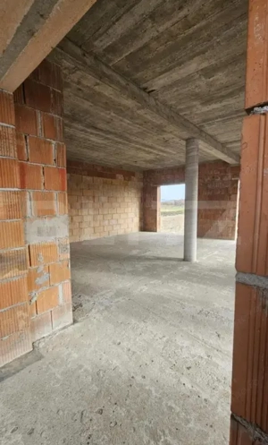 Casă de vânzare 400mp– Halmeu | teren generos de 27 arii - imagine 7