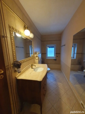 Vand etaj de vila Dumbravita