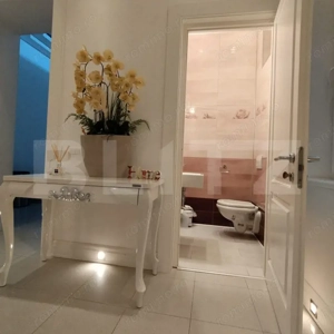 Apartament 3 camere, 128.89 mp, zona Neptun - imagine 9