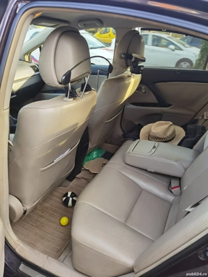 Toyota avensis T27 2.2d 150cp 240000km 2009 - imagine 5