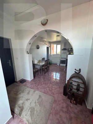 Vand apartament in cartier de case - imagine 2