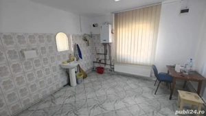 Casa   Spatiu comercial   zona ISJ Buzau   160mp   Pret: 110.000     - imagine 8