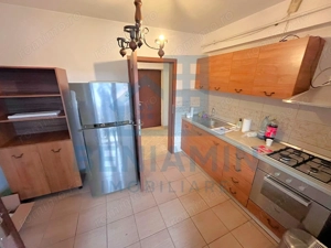 Apartament 3 camere decomandat etaj 1 an 2009 centrala parcare - imagine 3