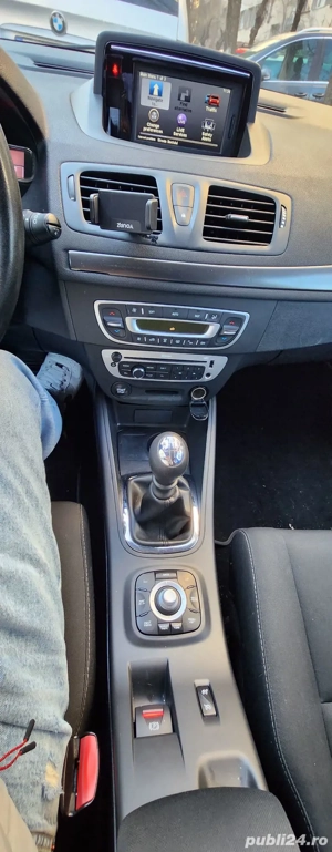 Vând Renault Megane 3 - imagine 2