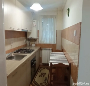 2 Camere Podu Ros - Liceul Emil Racovita 