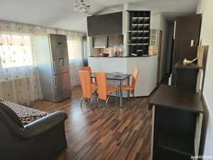 Proprietar inchiriez apartament 3 camere