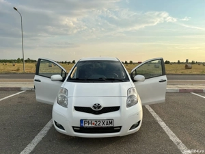 Vând Toyota Yaris