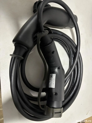 Cablu incarcare auto.