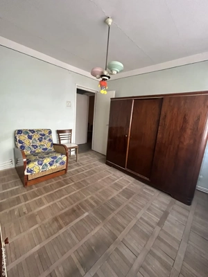 Apartament 2 camere, semidecomandat, 48 mp