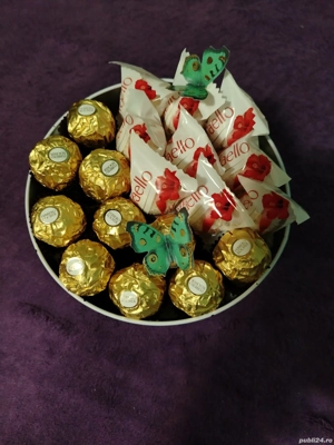 Aranjament dulce din praline - imagine 4