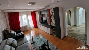 Apartament cu 3 camere de inchiriat   zona Aleea Sporturilor   90mp   mobilat utilat   Chirie: 380E  - imagine 5