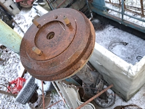 axa papuc echipata cu arcuri