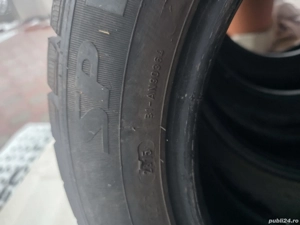 Anvelope iarna Dunlop 185 60 15 - imagine 4