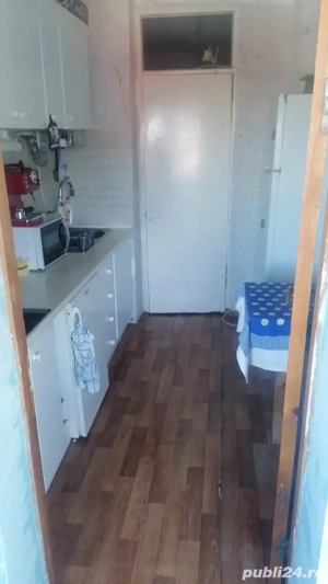 Apartament cu 2 camere   zona Brosteni   etaj 3 din 4   confort 1 decomandat   Pret: 67.000  neg.  - imagine 2