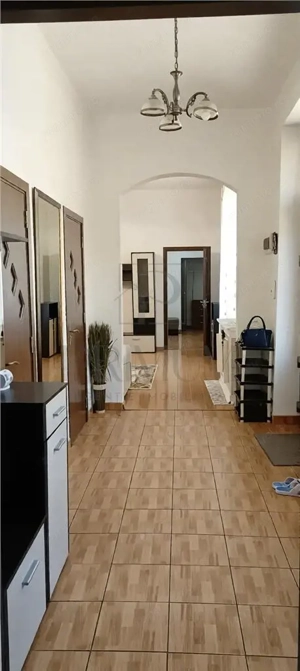 PIATA TRAIAN - 3 CAM - ETJ.1 - CURTE - BOXA - CENTRALA - ARHITECTURAL