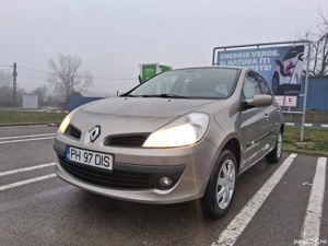 Vând Renault Clio 