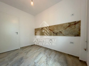 Apartament cu 2 camere, bucatarie separata zona Planetelor Giroc - imagine 7