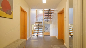 Vila moderna cu vedere spre padure Poiana Angelescu - imagine 19