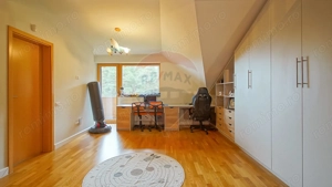 Vila moderna cu vedere spre padure Poiana Angelescu - imagine 17