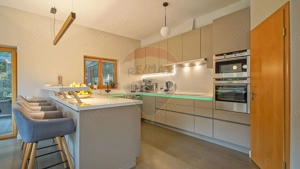 Vila moderna cu vedere spre padure Poiana Angelescu - imagine 9