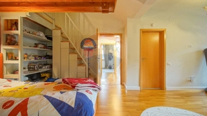 Vila moderna cu vedere spre padure Poiana Angelescu - imagine 14