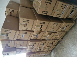 Depozit îmbrăcăminte second-hand 