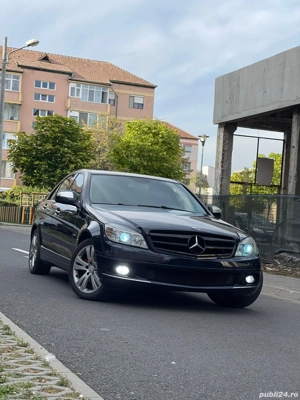 Vand Mercedes C220