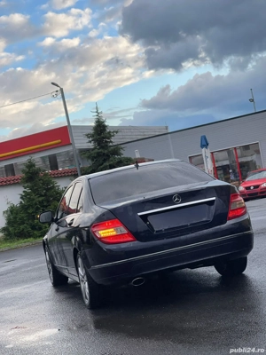 Vand Mercedes C220 - imagine 4