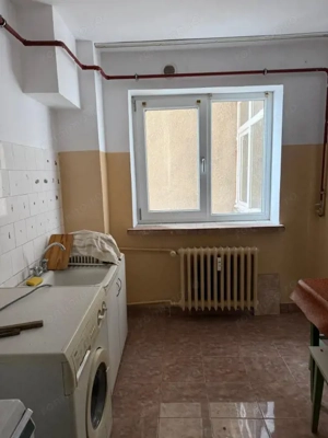 Apartament 3 camere, 70.40 mp, zona Calea București - imagine 5