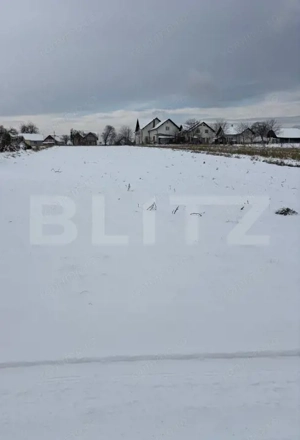 Teren intravilan de vânzare – Mitocul Dragomirnei, jud. Suceava