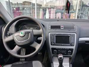 Skoda Octavia Ii 1.2 - imagine 3