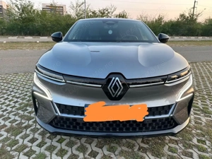 Renault Megane full electric, 15300km, 60 kw 220 cp, pompa de căldură sonorizare harman Kardon,urgen - imagine 4