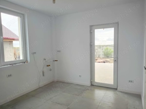 Buftea Crevedia, Vila P+1, zona superba, langa lac - imagine 8