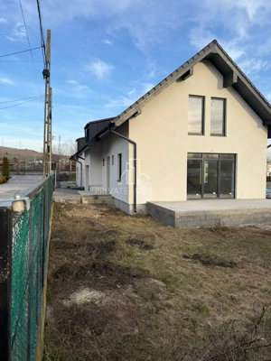 Casa Noua, Single, De Vanzare, Strada Voinicenilor - imagine 2