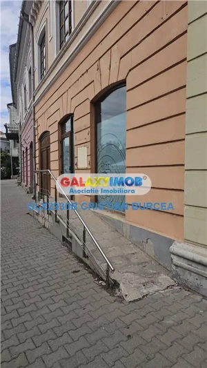 De inchiriat spatiu comercial Sf. Gheorghe Bd. 1 Decembrie 1918