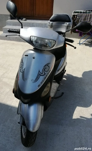 Vând Scuter 49 cc