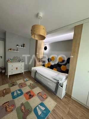 Apartament ultra modern cu balcon si 3 camere utilate si mobilate - imagine 16