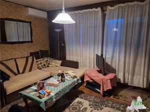 Apartament 3 camere de vanzare in zona Tei-Stefan cel Mare