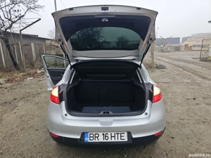 Vand Megane 3, facelift 1,1.5dci 110cp,2012,manual,230k km,5500euro Distributia inca 35k km sau 2028 - imagine 12