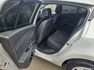 Vand Megane 3, facelift 1,1.5dci 110cp,2012,manual,230k km,5500euro Distributia inca 35k km sau 2028 - imagine 10