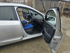 Vand Megane 3, facelift 1,1.5dci 110cp,2012,manual,230k km,5500euro Distributia inca 35k km sau 2028 - imagine 8