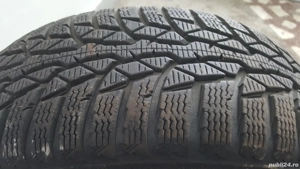 Vând 1 (una) anvelopă Nokian iarnă WR D4, All season, 185/60 R15 88T XL