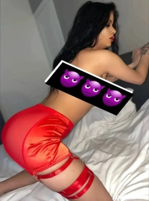 poze reale singura in locatie 