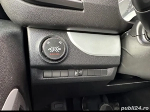 Toyota 4x4 Proace lunga 9 locuri - imagine 3