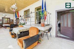 Casă cu 10 camere și 1437 mp teren în Ineu - Arad - imagine 4