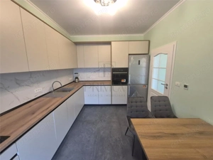 Cas #259; Nou #259; - Parter - Ghiroda -  Lux  #537;i Confort la Cheie - imagine 8